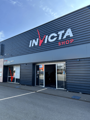 Invicta Shop La Rochelle - showroom poêles à bois Invicta