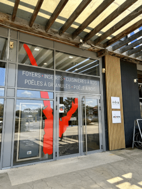 Invicta Shop Niort - showroom poêles à bois Invicta